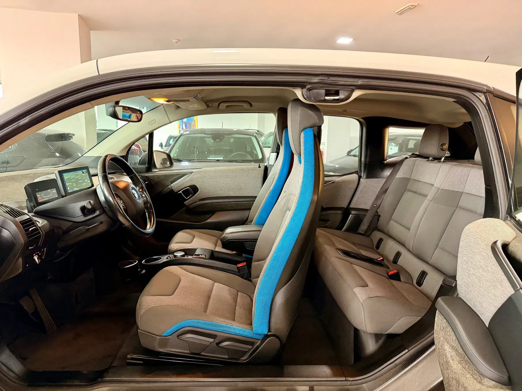 BMW i3 8