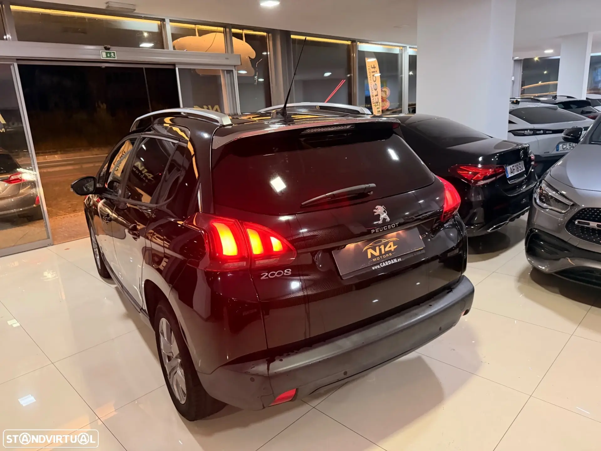 Peugeot 2008 1.2 VTi 3