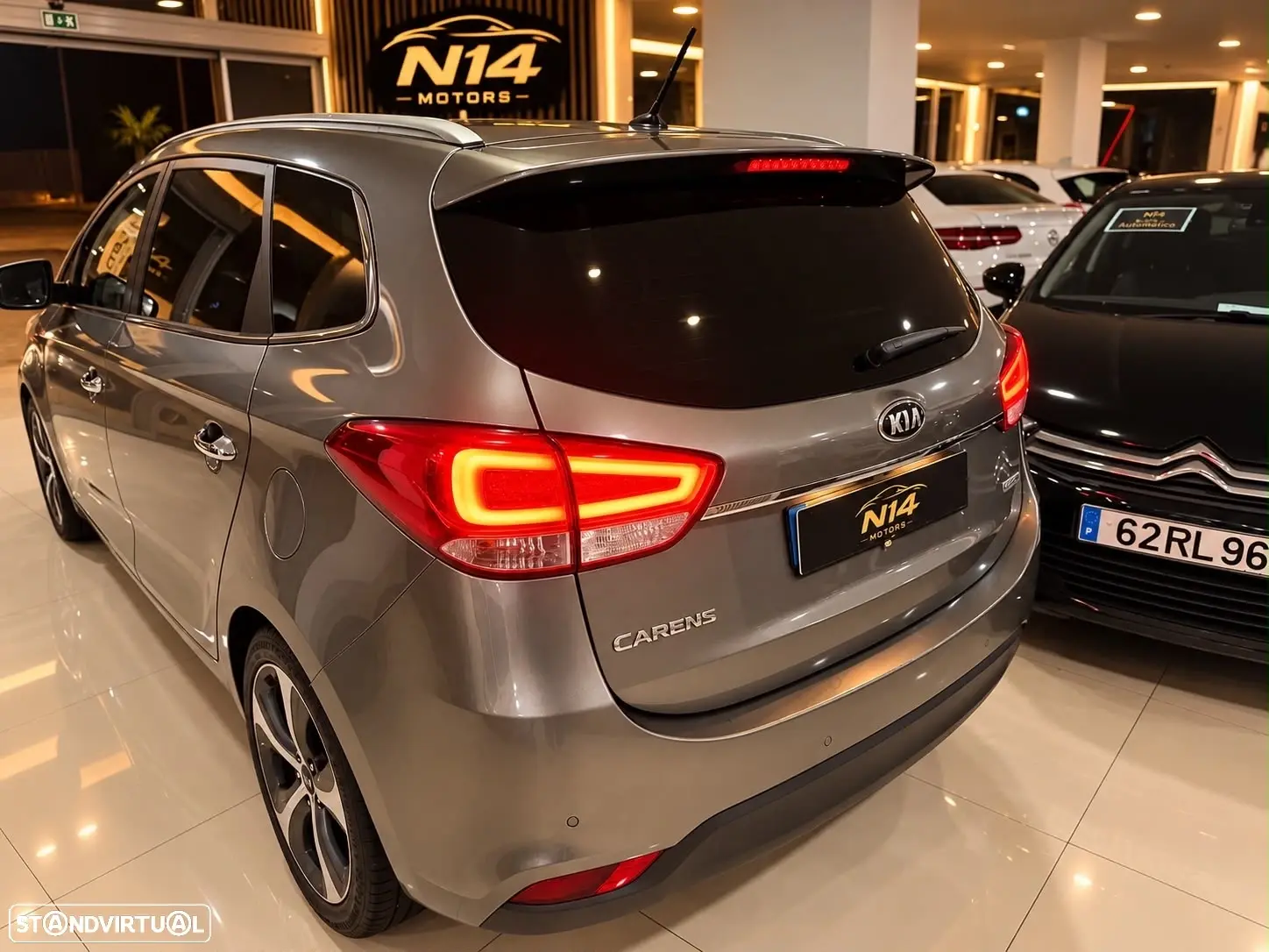 Kia Carens 1.7 CRDi ISG TX 10