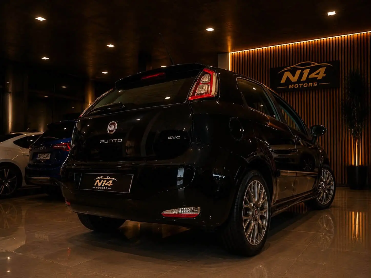 Fiat Punto ZFA19900000732398 4