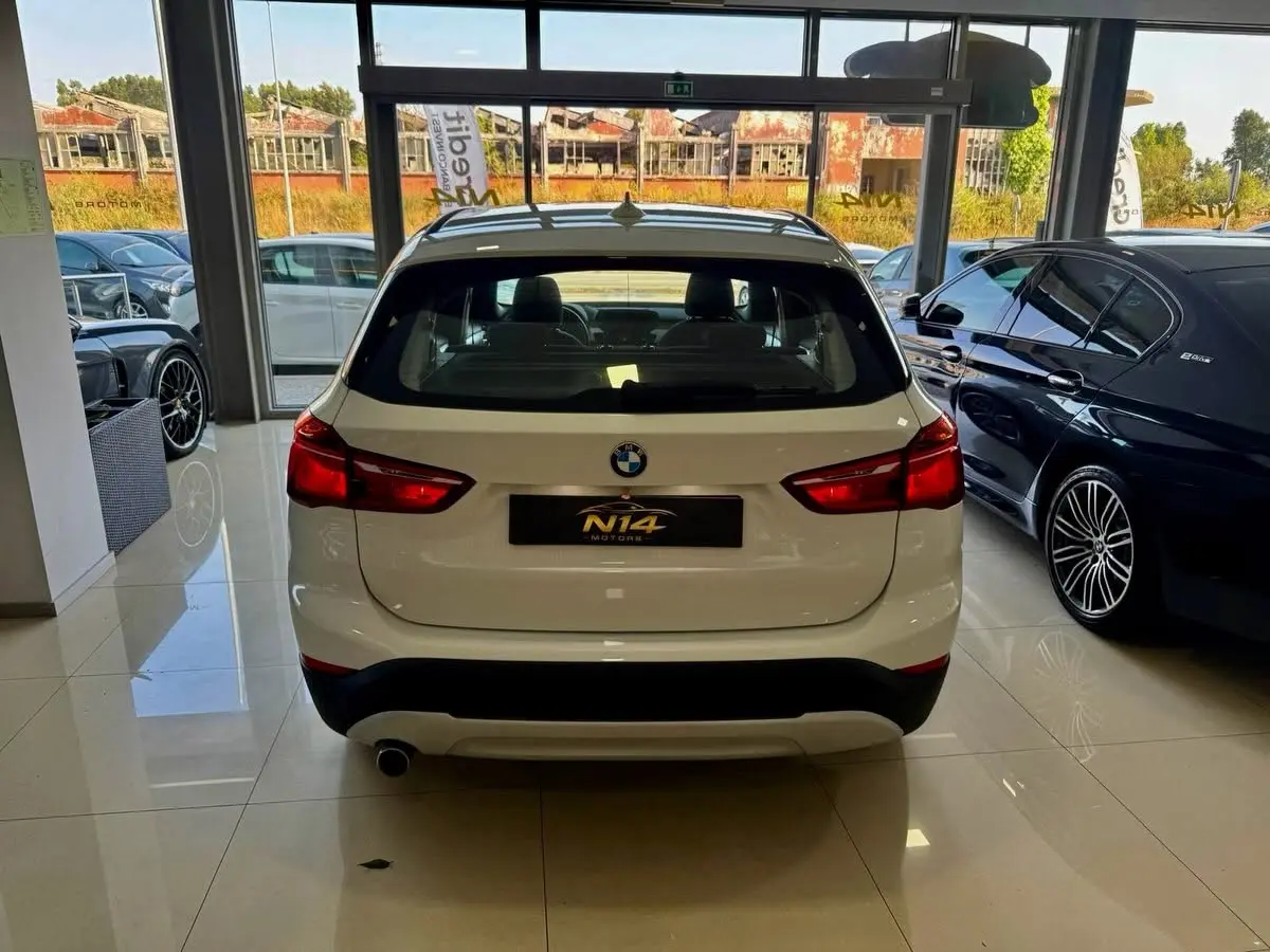 BMW X1 16 d sDrive Advantage 4