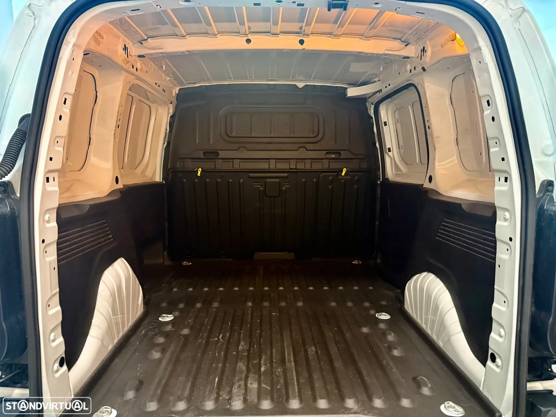 Peugeot Partner 1.5 BlueHDi 4