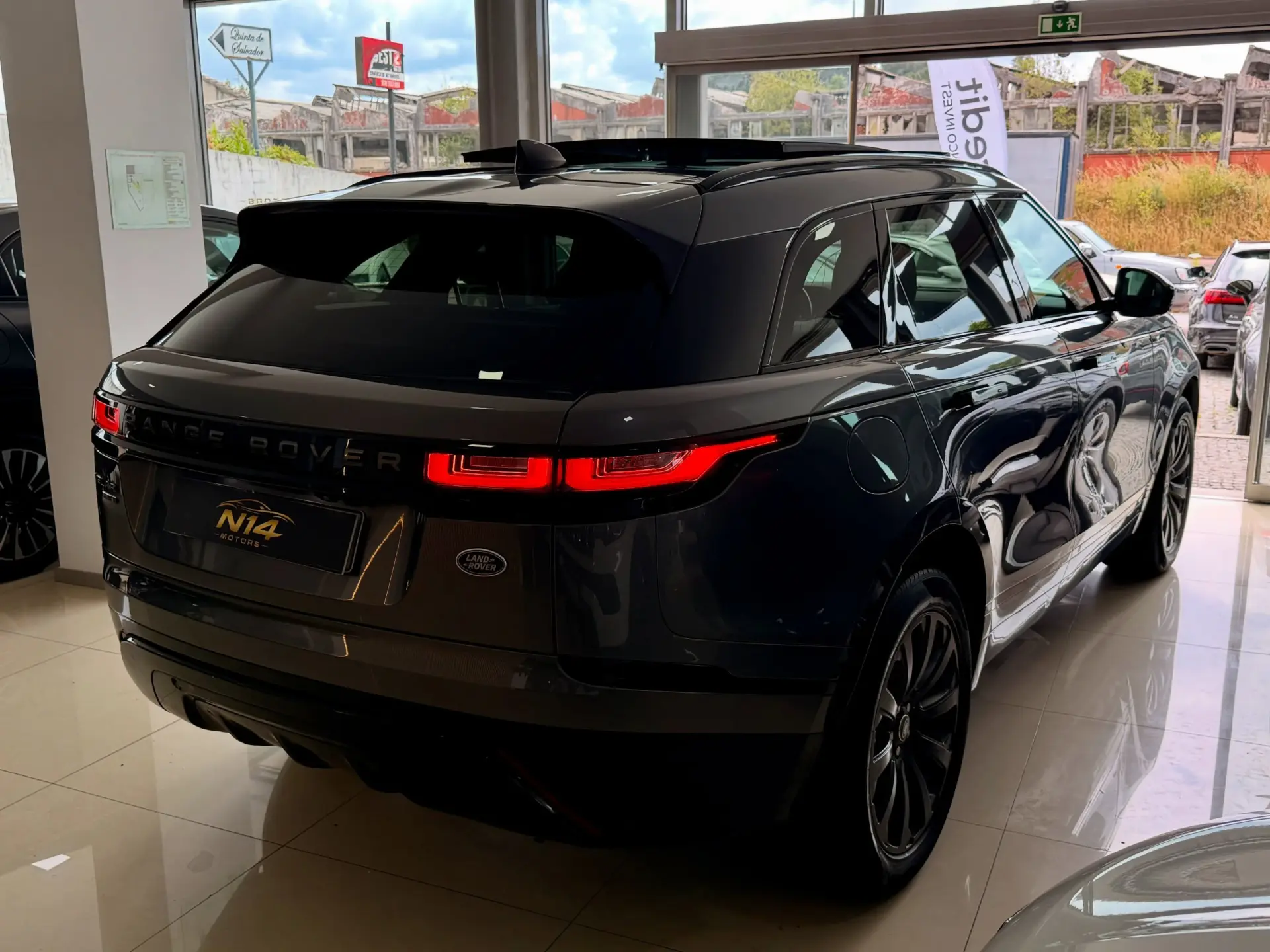 Land Rover Range Rover Velar 2.0d R-Dynamic 2