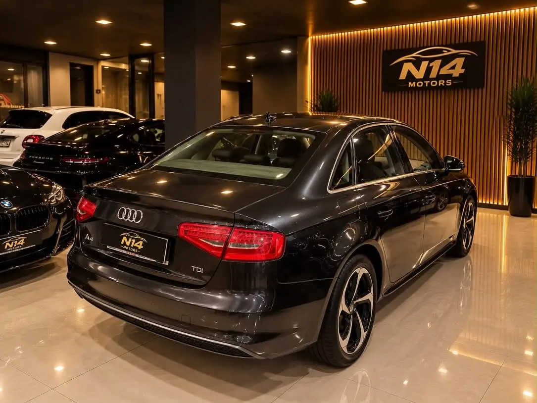 Audi A4 2.0 4