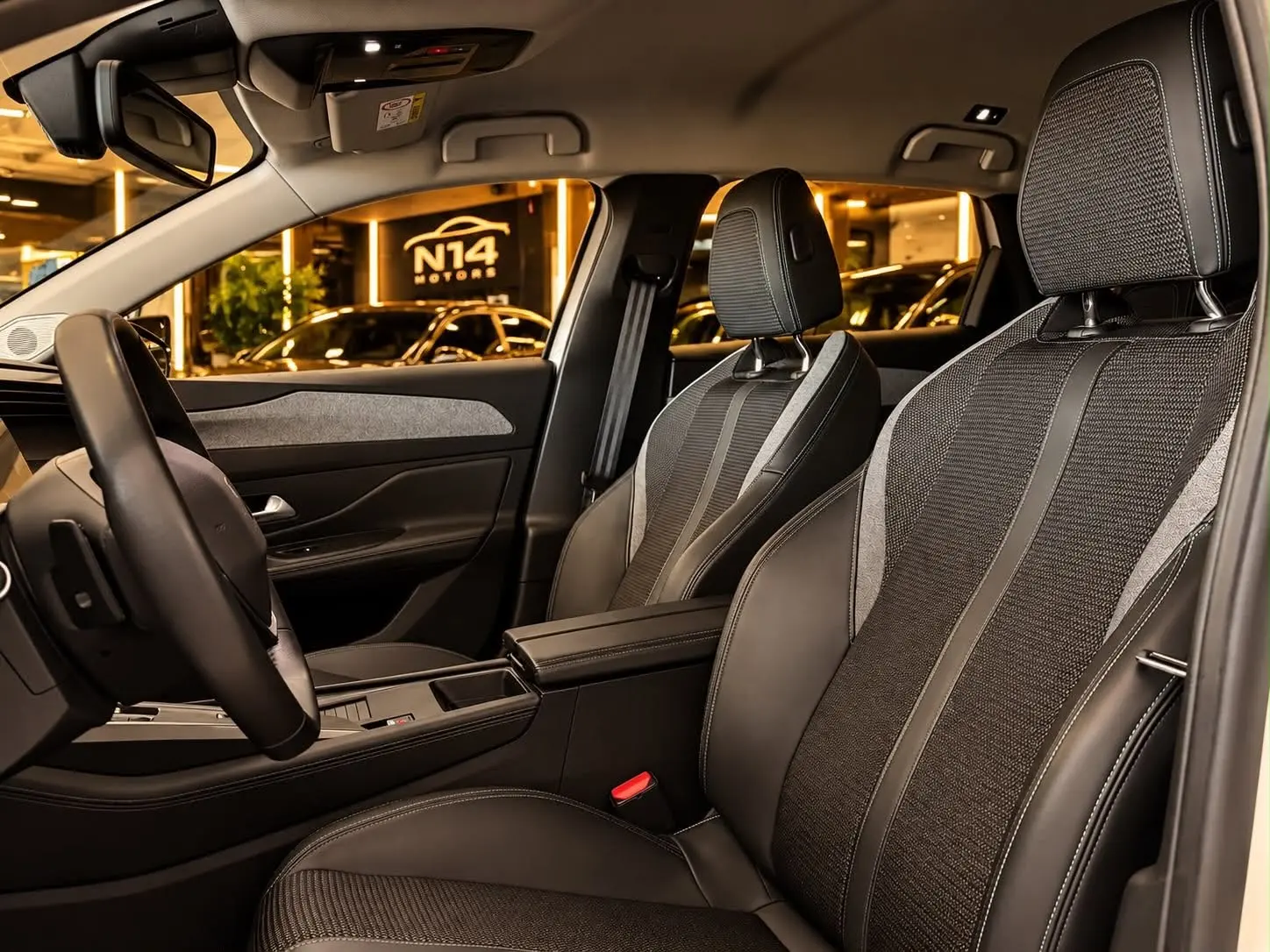 Peugeot 308 SW SW HYBRID 9