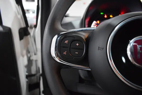 Fiat 500 1.0 Hybrid 9