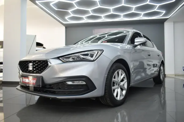 SEAT Leon 2.0TDI Style 4