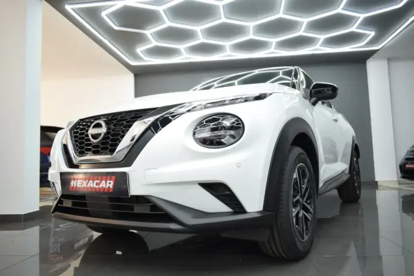Nissan Juke 1.0 DIG-T N-Connecta Two Tone DCT 6