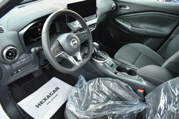 Nissan Juke 1.0 DIG-T N-Connecta Two Tone DCT 10