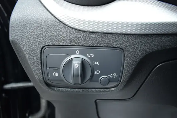 Audi Q2 30 TFSI Advanced 13