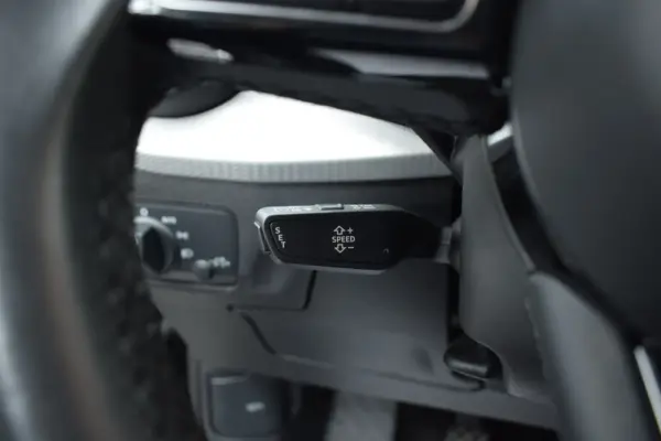 Audi Q2 30 TFSI Advanced 20