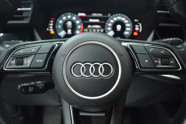 Audi A3 Sportback 30 TFSI S tronic 11
