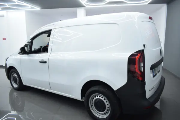Renault Kangoo Outro 2
