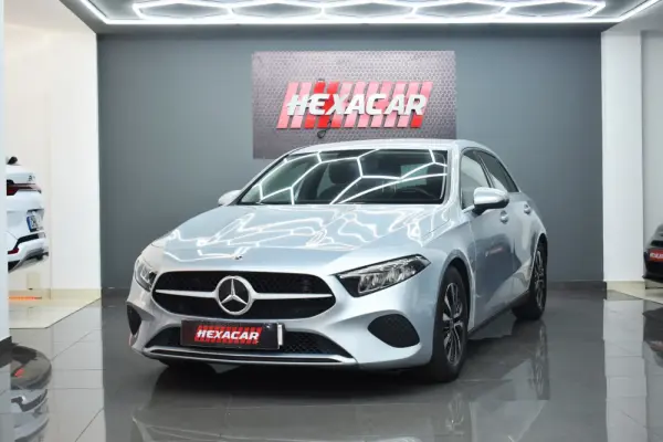 Mercedes-Benz A 200 Standard 1