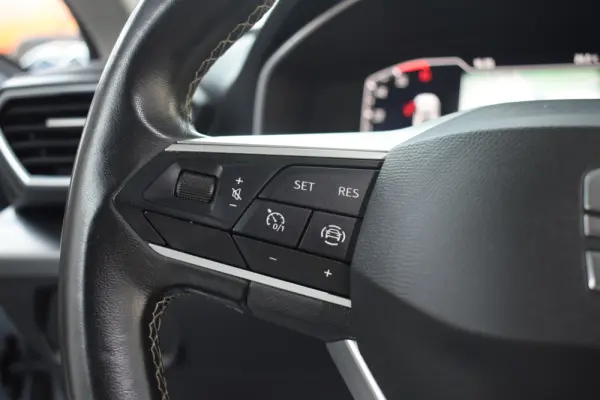 SEAT Leon 2.0TDI Style 8