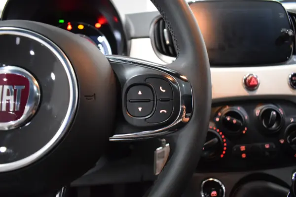 Fiat 500 1.0 Hybrid 10