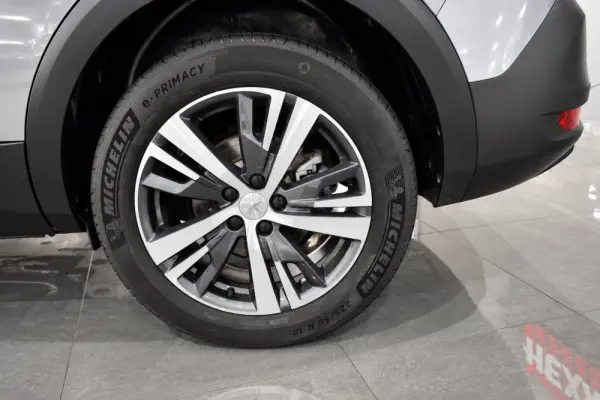Peugeot 5008 1.2 PureTech Allure Pack EAT8 3