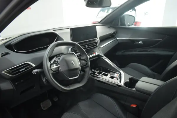 Peugeot 5008 1.2 PureTech Allure Pack EAT8 4