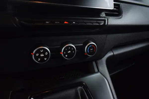 Renault Kangoo Outro 13