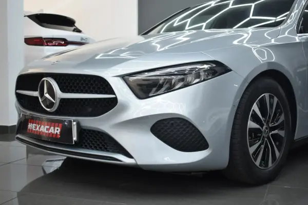 Mercedes-Benz A 200 Standard 5