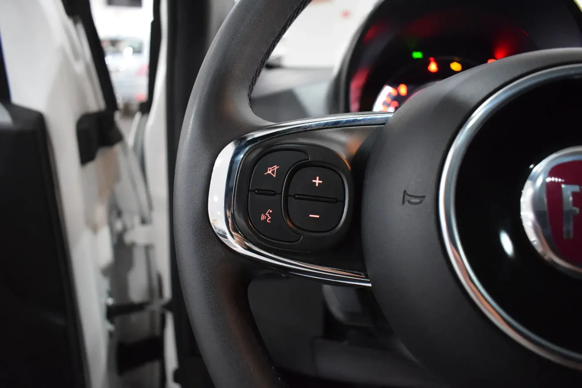 Fiat 500 1.0 Hybrid 9