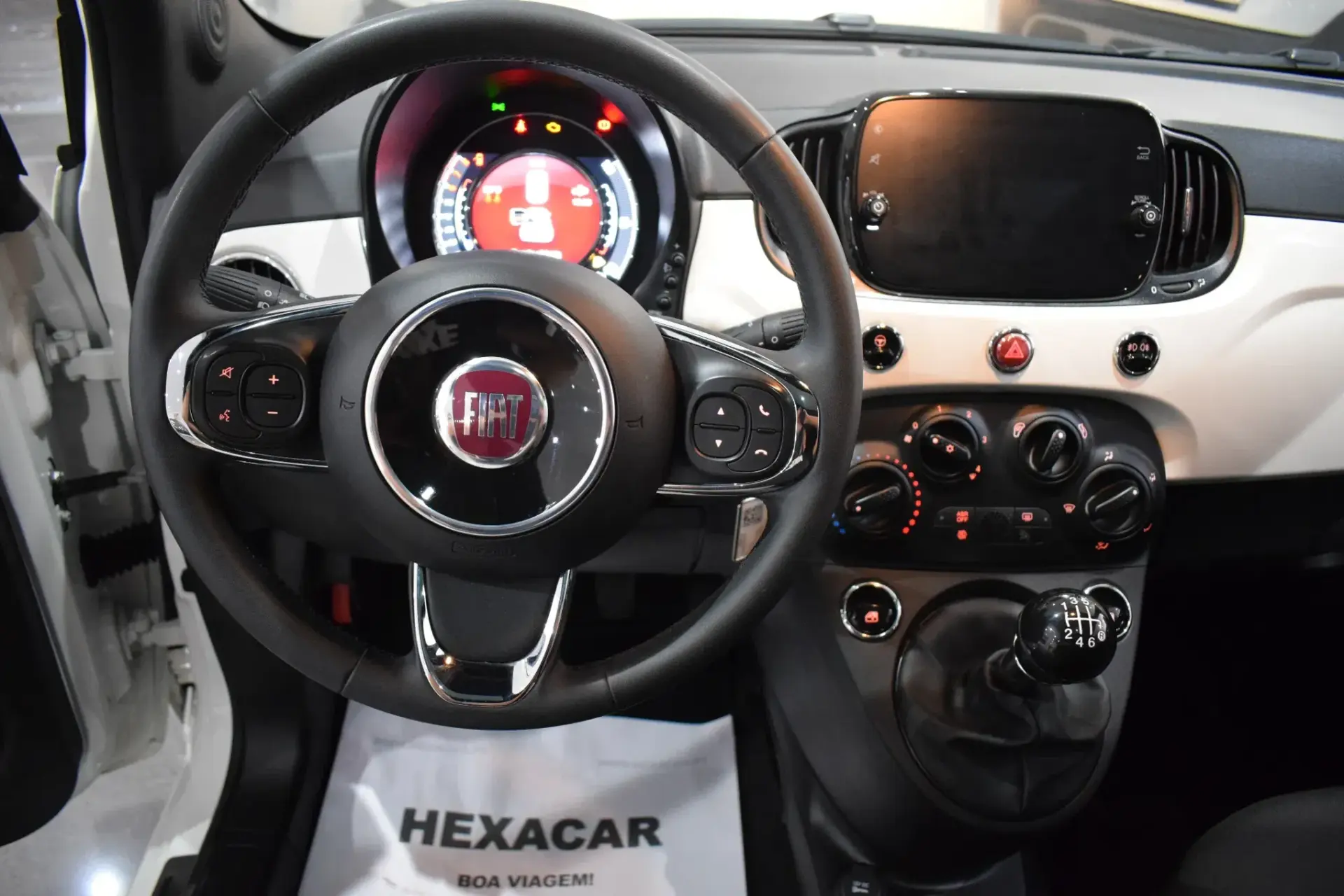 Fiat 500 1.0 Hybrid 8