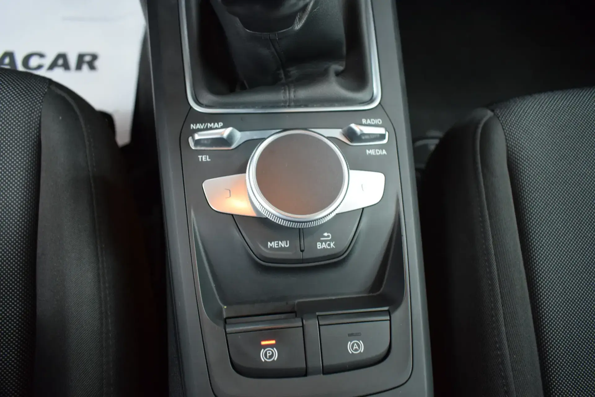 Audi Q2 30 TFSI Advanced 19