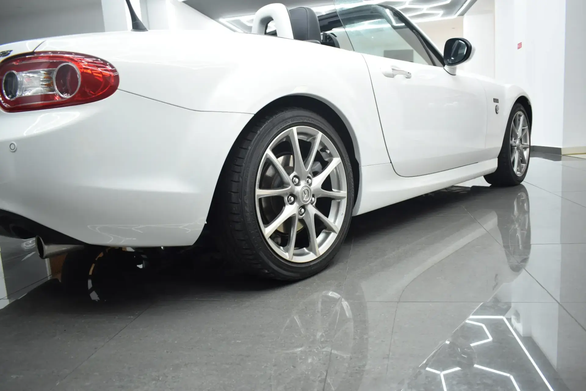 Mazda MX-5 MZR 1.8 20º Aniversário 8