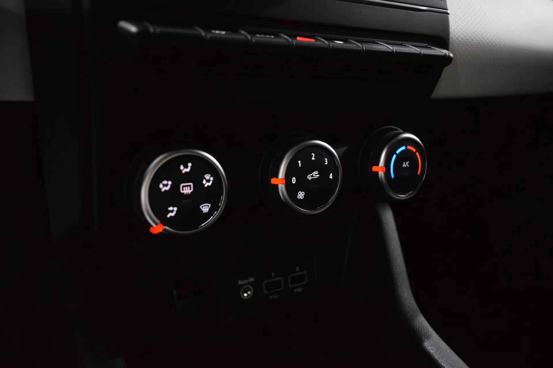 Renault Clio TCe 90 EQUILIBRE 9