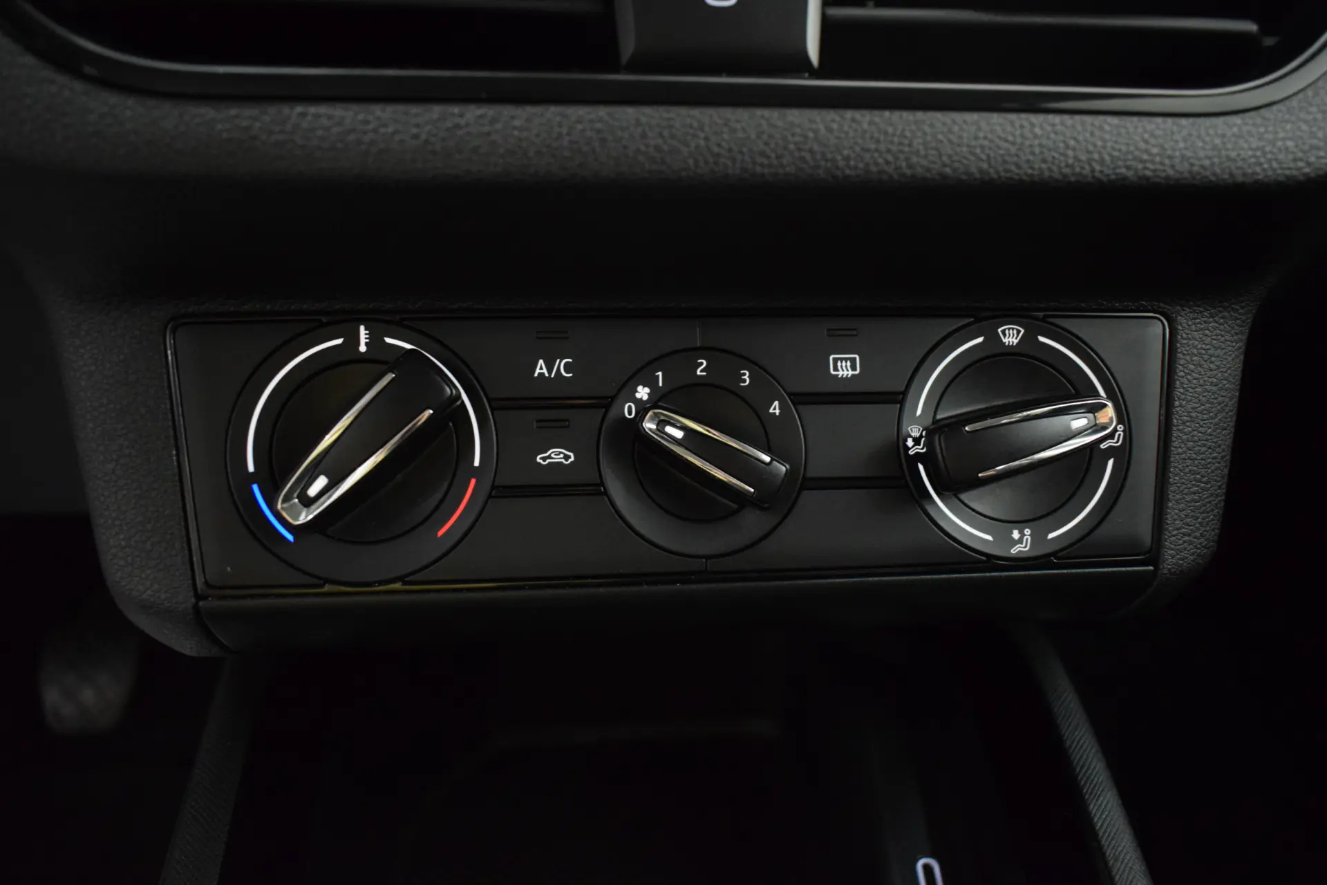 Skoda Kamiq 1.0 TSI Style 8