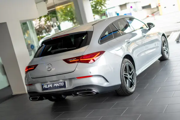 Mercedes-Benz CLA 250 e Shooting Brake AMG Line 4