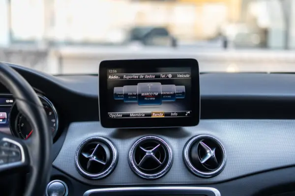 Mercedes-Benz CLA 180 d Urban 22