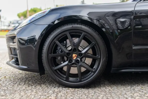 Porsche Panamera 4S E-Hybrid 91