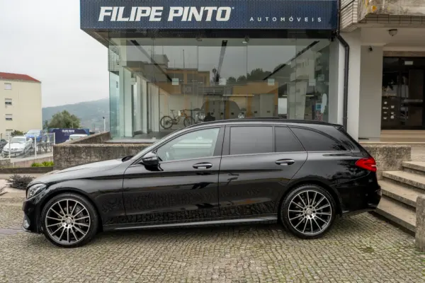 Mercedes-Benz C 220 d 4Matic Station 7G-TRONIC AMG Line 2