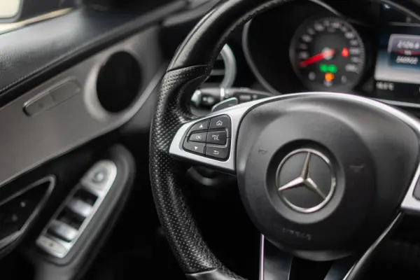 Mercedes-Benz C 220 d 4Matic Station 7G-TRONIC AMG Line 9