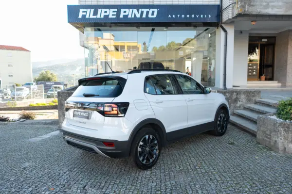 Volkswagen T-Cross 1.0 TSI Life 4