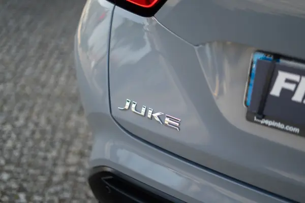 Nissan Juke 1.0 DIG-T Kiiro 61