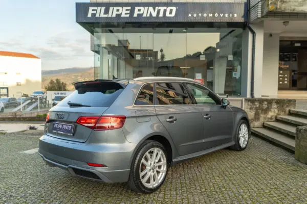 Audi A3 Sportback 30 TFSI S-line S tronic 5