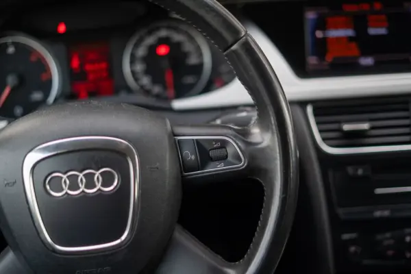 Audi A4 Allroad 2.0 TDI quattro 10