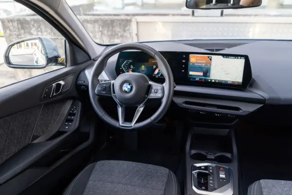 BMW 116 Pack Desportivo M 8