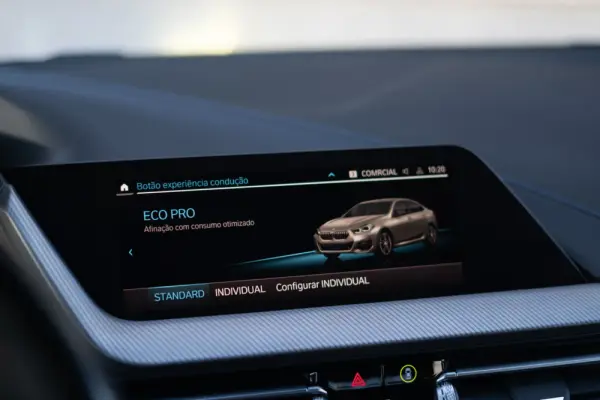 BMW 216 Gran Coupé d Pack Desportivo M 25