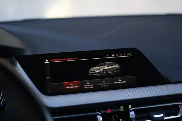 BMW 216 Gran Coupé d Pack Desportivo M 31