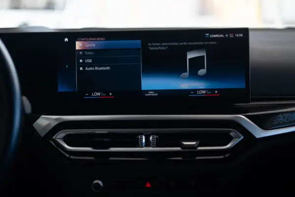 BMW 220 d Coupe Pack M Auto 37
