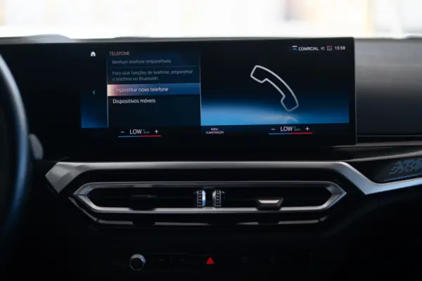 BMW 220 d Coupe Pack M Auto 38