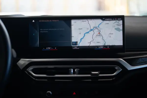 BMW 220 d Coupe Pack M Auto 41
