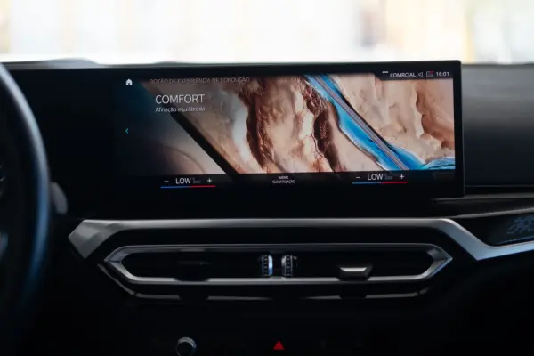 BMW 220 d Coupe Pack M Auto 44