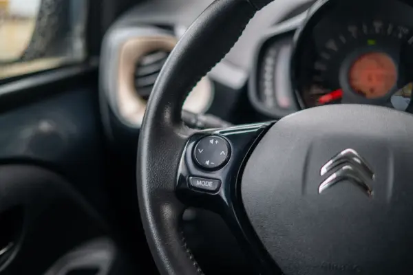 Citroen C1 1.0 VTi Origins 11