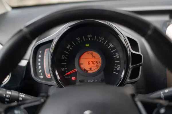 Citroen C1 1.0 VTi Origins 13