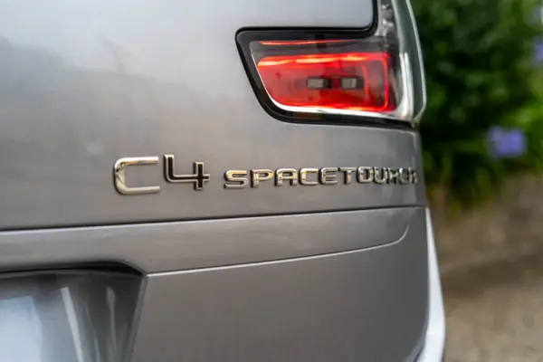 Citroen C4 Spacetourer 1.2 PureTech Feel 44