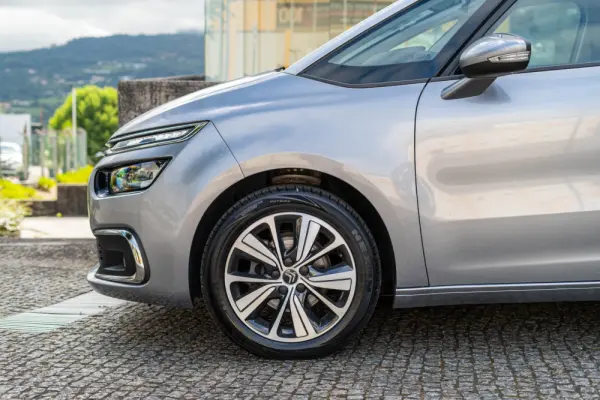 Citroen C4 Spacetourer 1.2 PureTech Feel 54